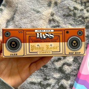 Contour makeup stick/ eyeshadow stick